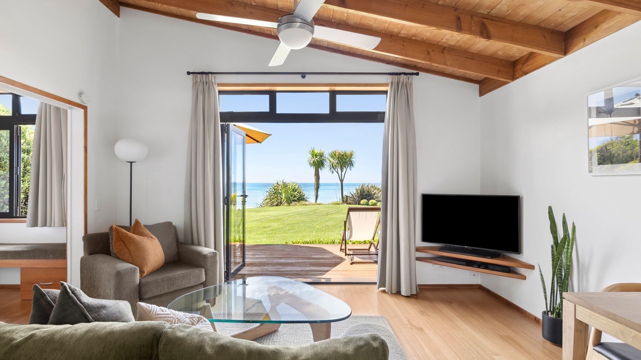 Photo of Livingroom in Parapara