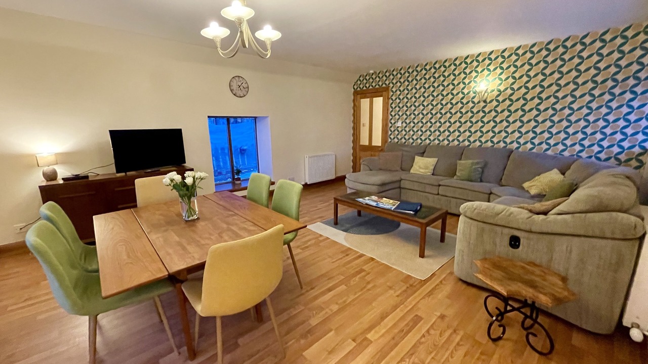 Photo of Livingroom in Alford