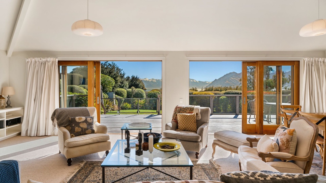 Photo of Livingroom in Lake Hawea