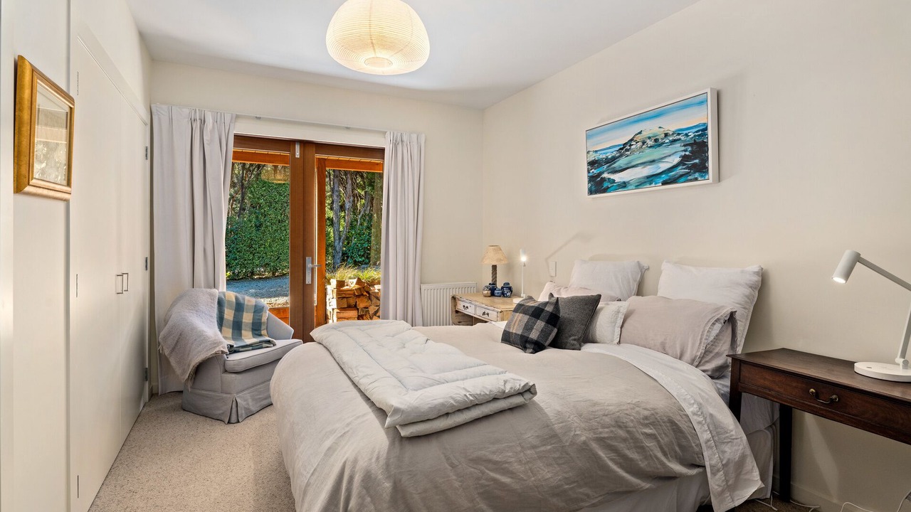 Photo of Bedroom in Lake Hawea