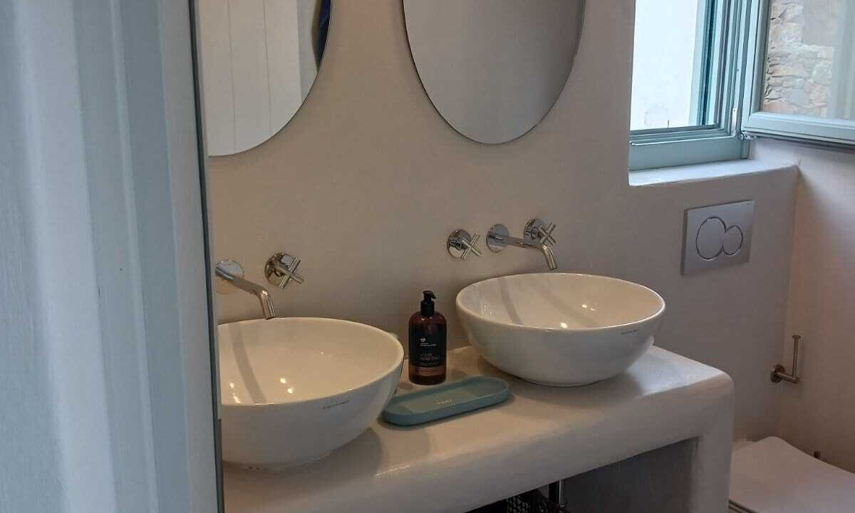 Photo of Bathroom in Aegiali