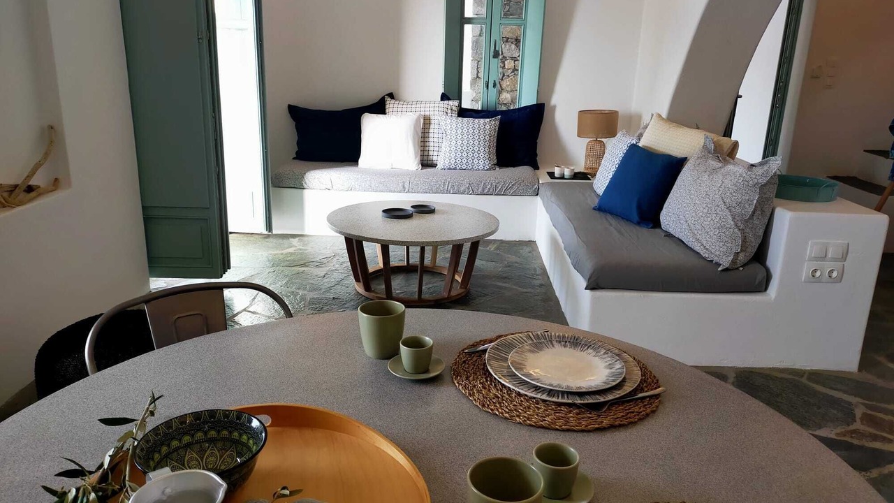 Photo of Livingroom in Aegiali