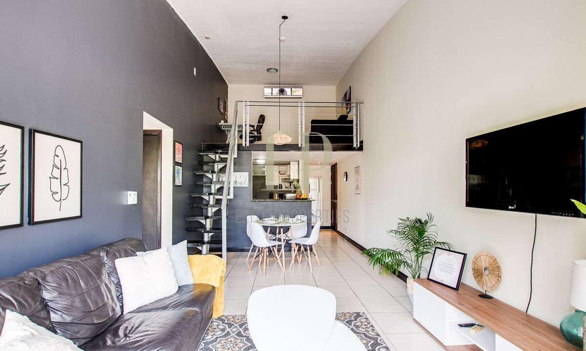 Photo of Livingroom in Santa Ana