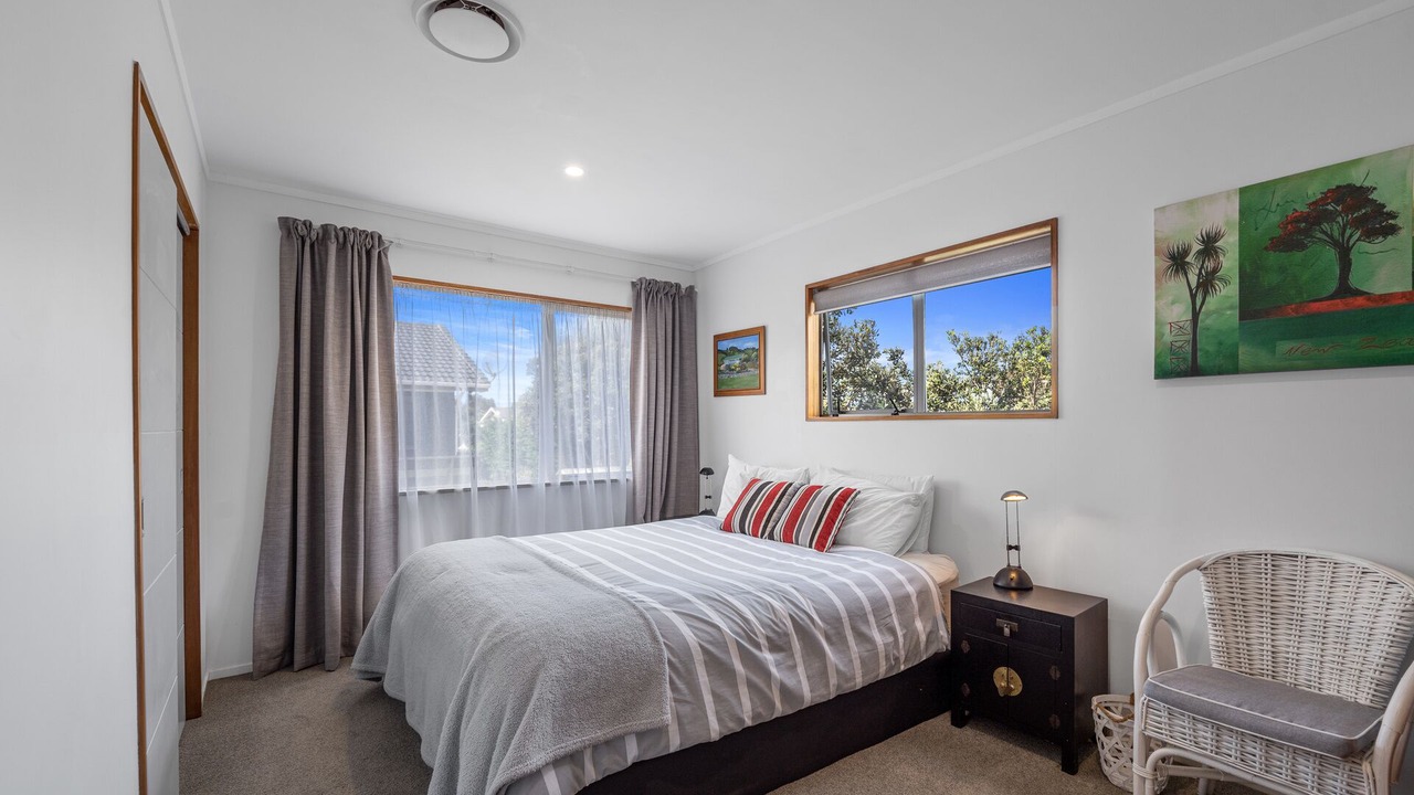 Photo of Bedroom in Papamoa Beach