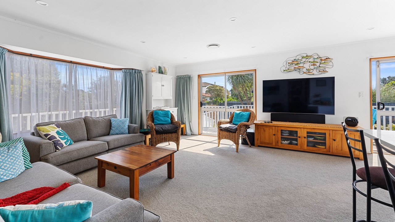 Photo of Livingroom in Papamoa Beach
