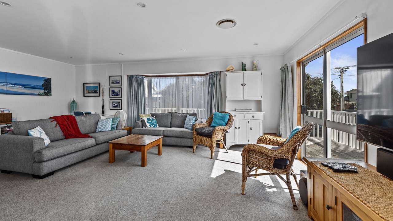Photo of Livingroom in Papamoa Beach