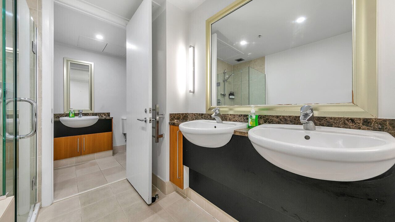 Photo of Bathroom in Auckland Central Business District