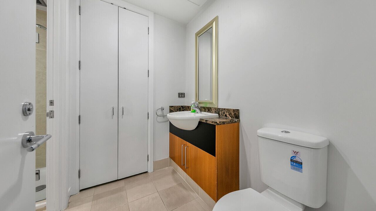 Photo of Bathroom in Auckland Central Business District
