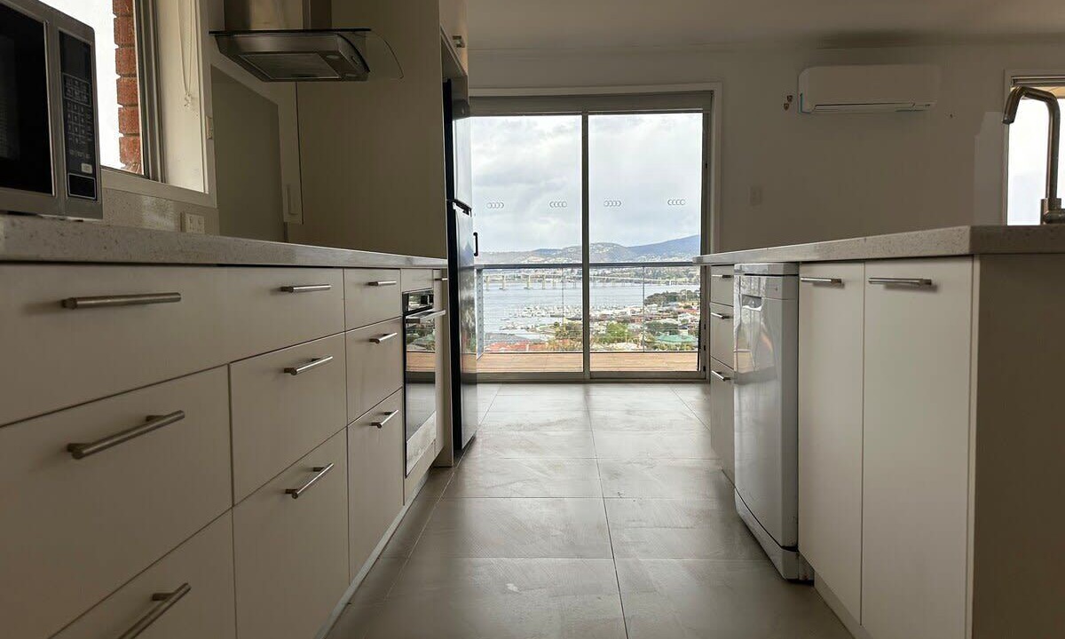 Photo of Kitchen in Lindisfarne
