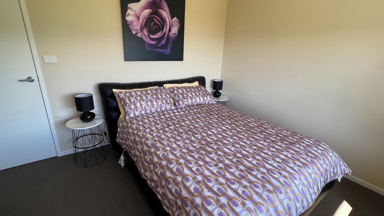 Photo of Bedroom in Howrah