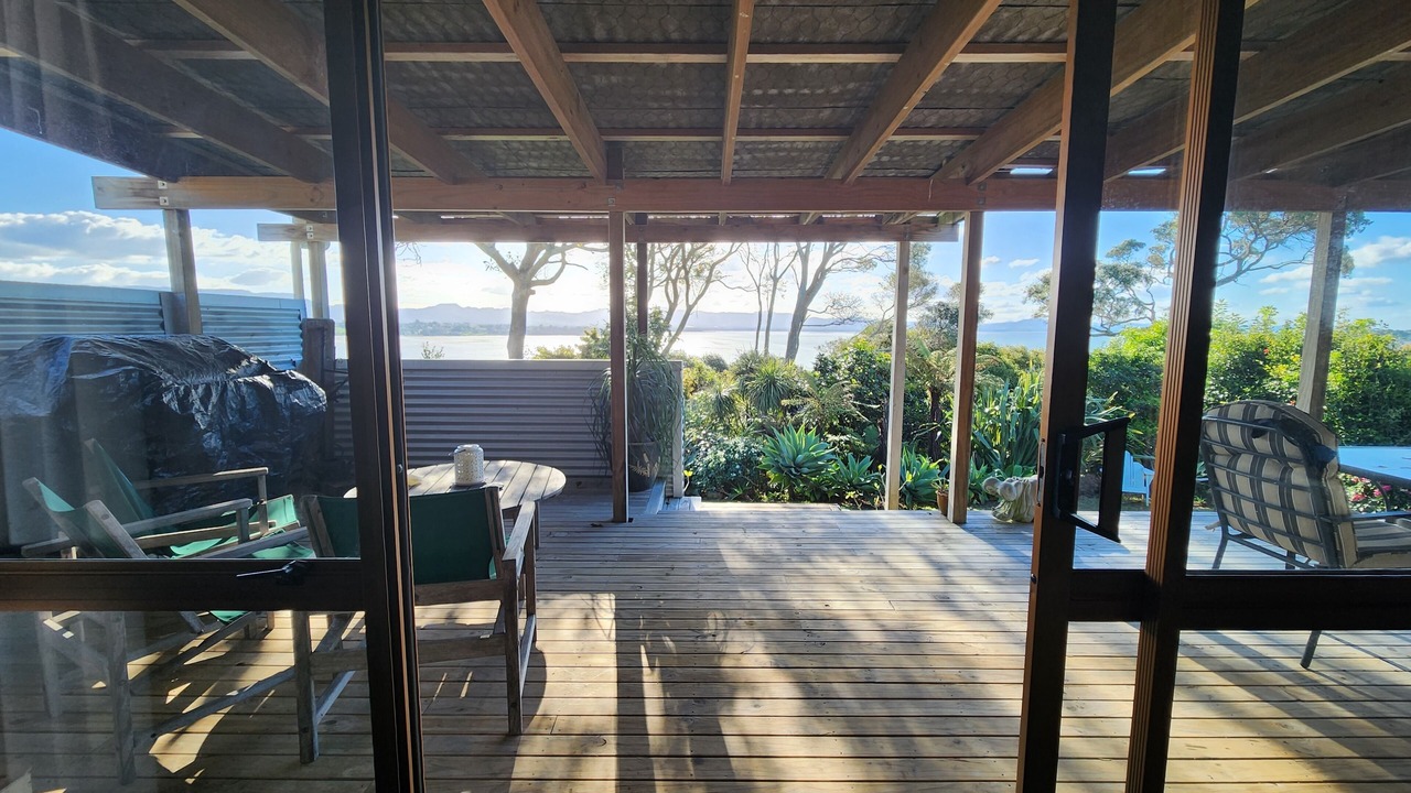 Photo of Patio Balcony in Omokoroa