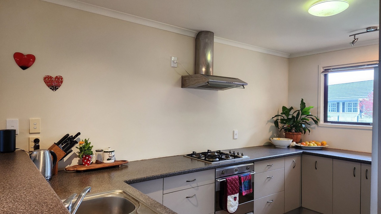 Photo of Kitchen in Omokoroa