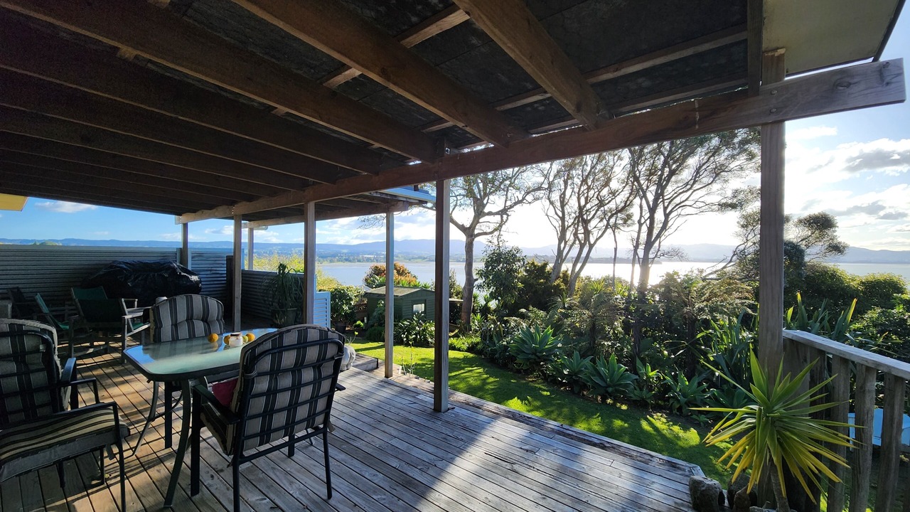 Photo of Patio Balcony in Omokoroa