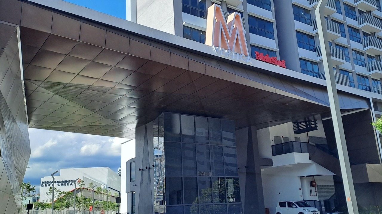Photo of Outdoor in Maluri