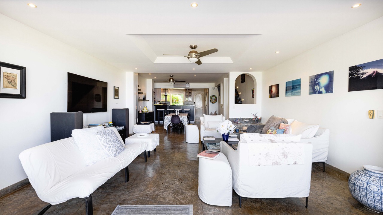 Photo of Livingroom in Pacuare Reserve