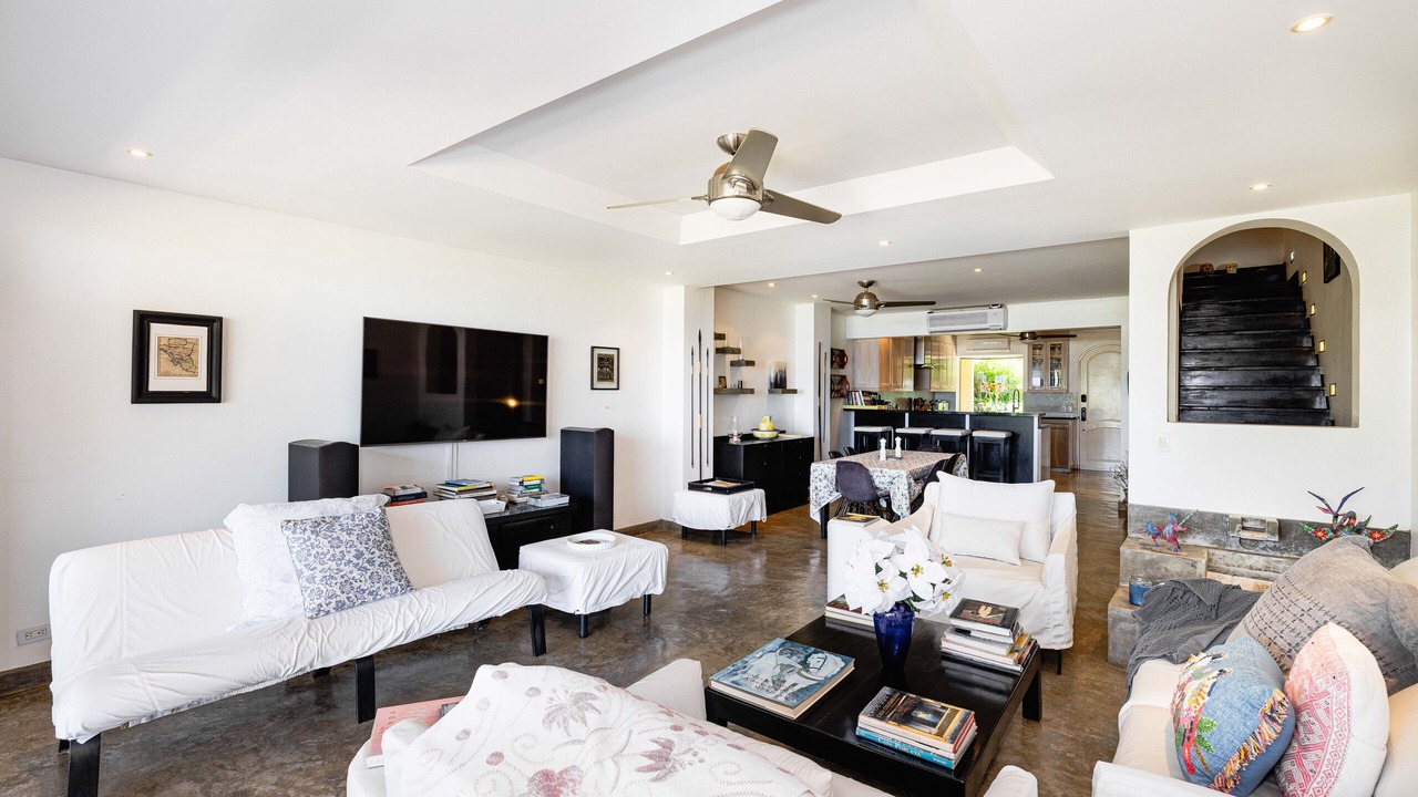 Photo of Livingroom in Pacuare Reserve