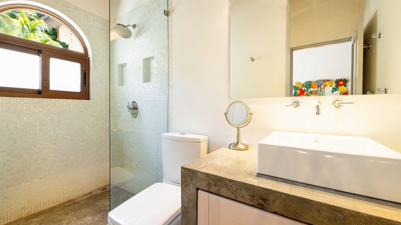 Photo of Bathroom in Pacuare Reserve