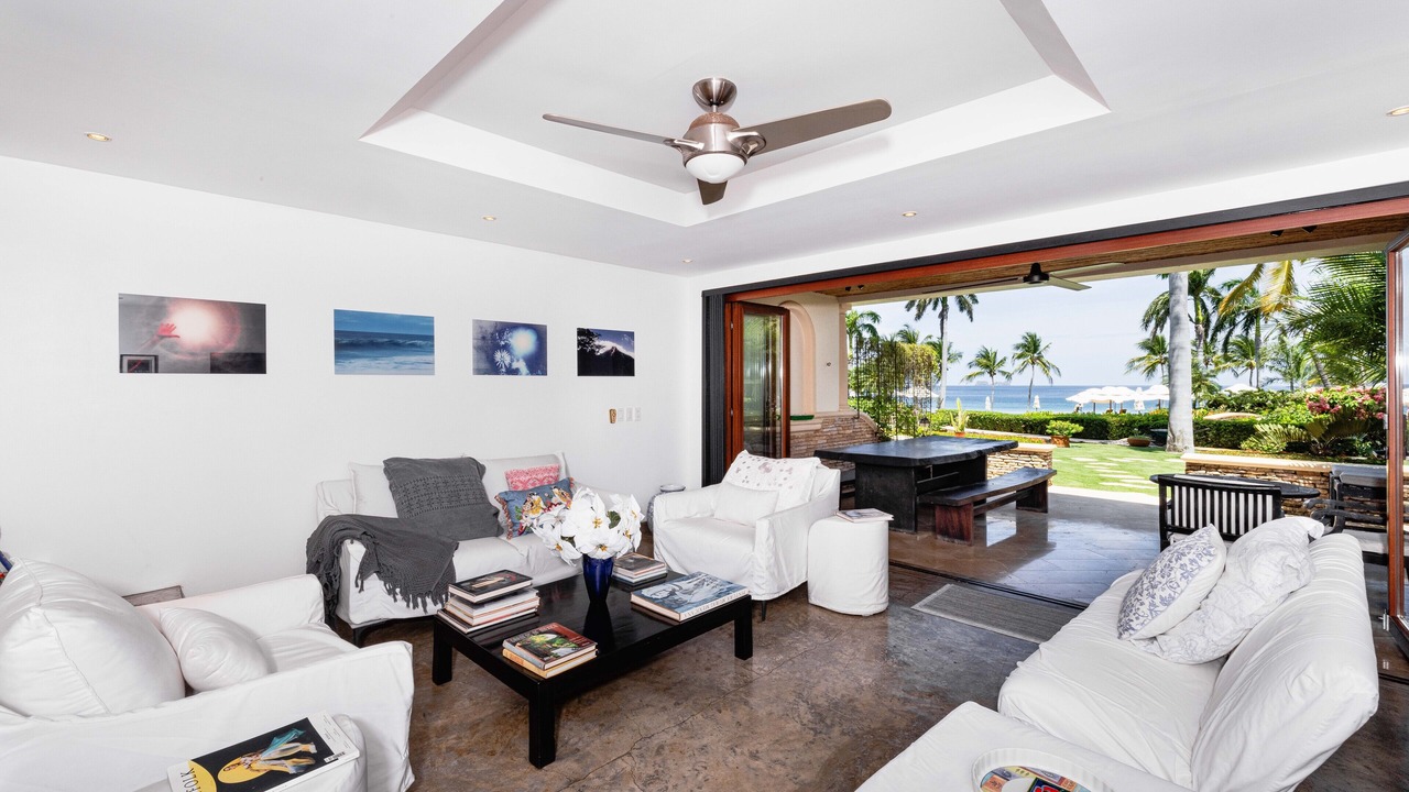 Photo of Livingroom in Pacuare Reserve
