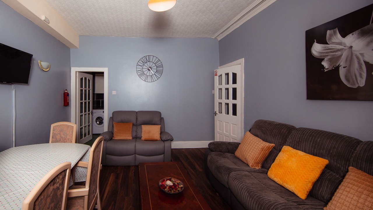 Photo of Livingroom in Tollcross