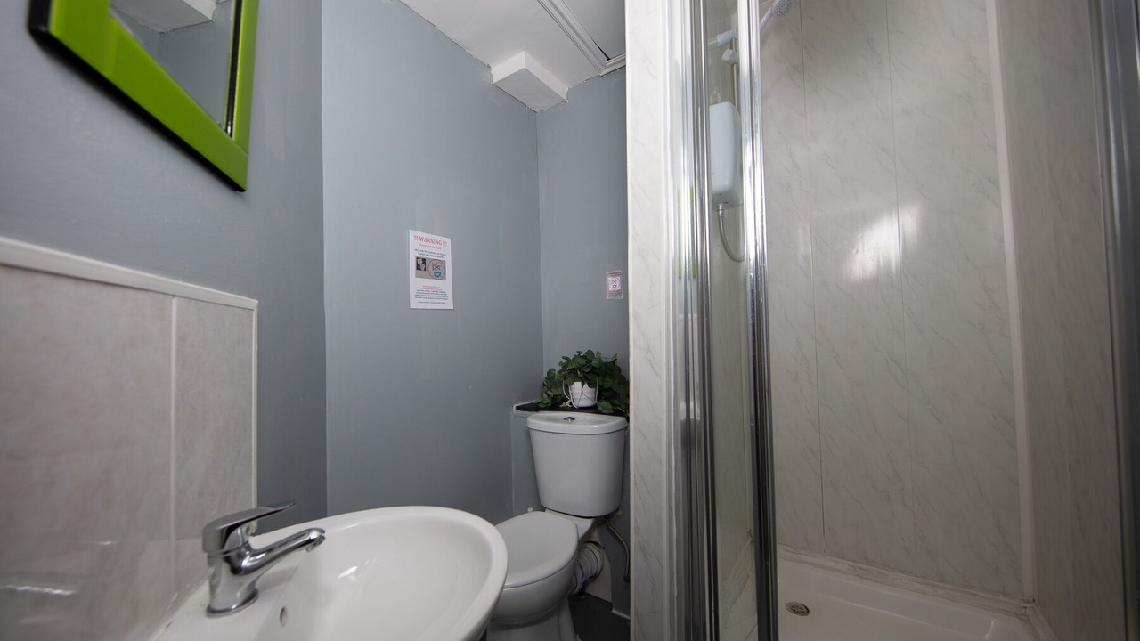 Photo of Bathroom in Tollcross