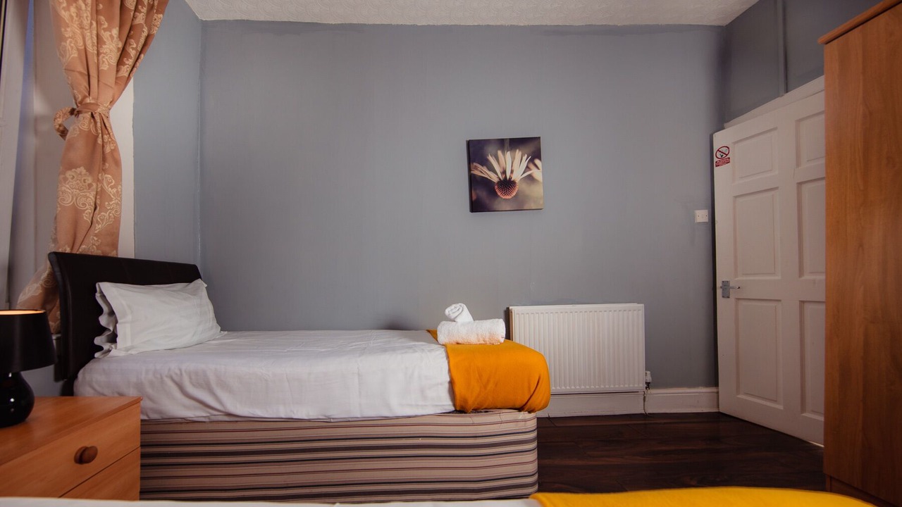 Photo of Bedroom in Tollcross