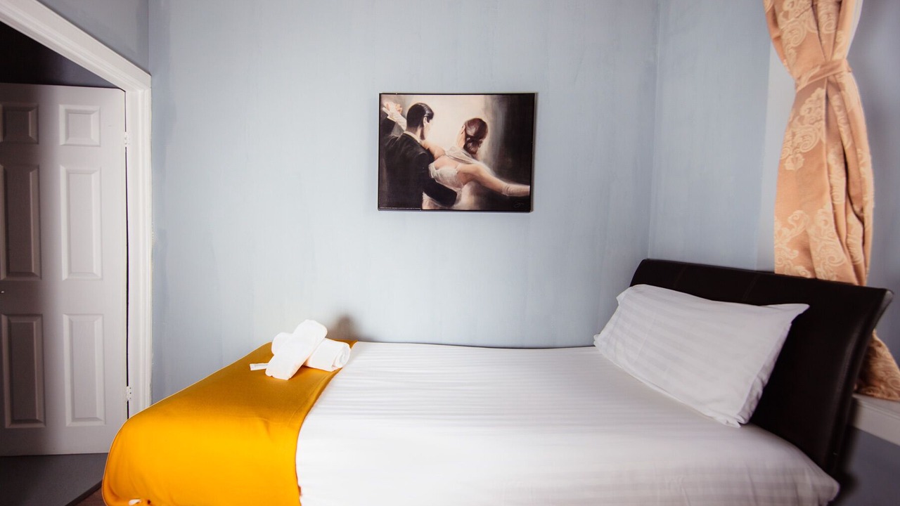 Photo of Bedroom in Tollcross