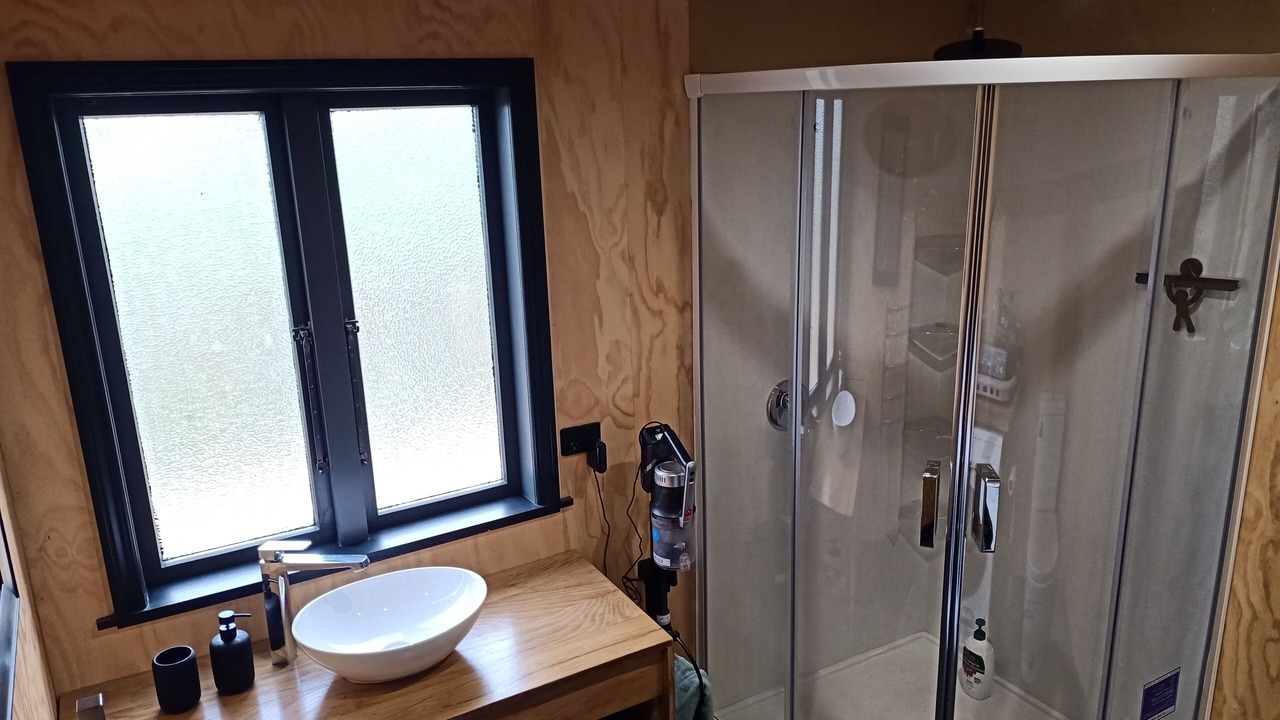 Photo of Bathroom in Wanganui District