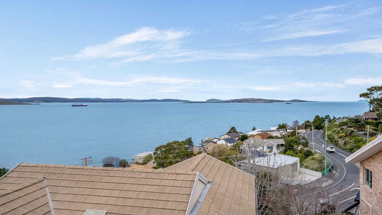 Photo of Others in Sandy Bay