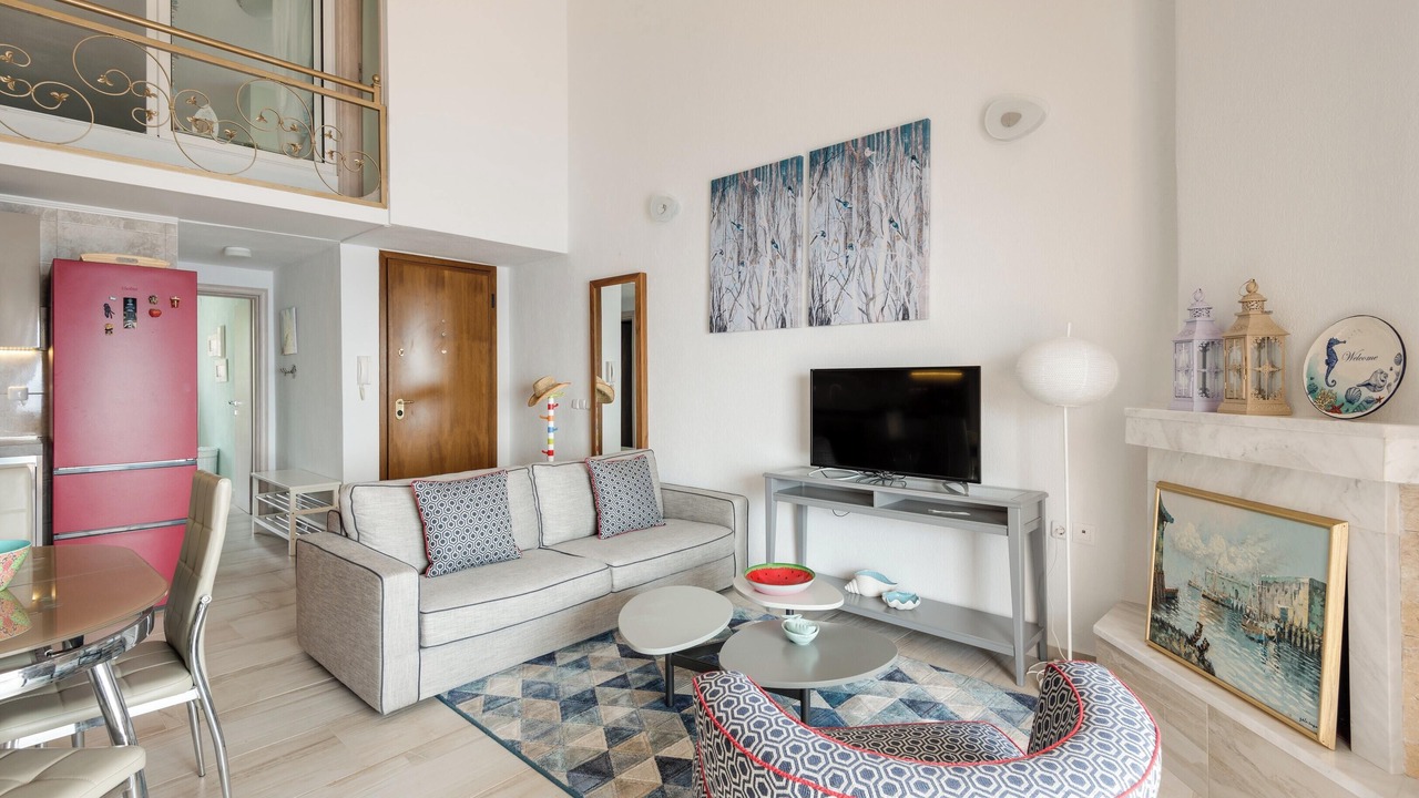 Photo of Livingroom in Neos Marmaras