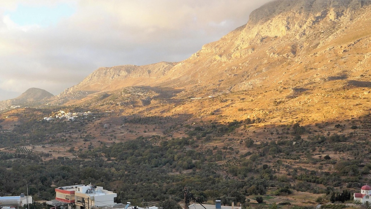 Photo of Others in Akoumia