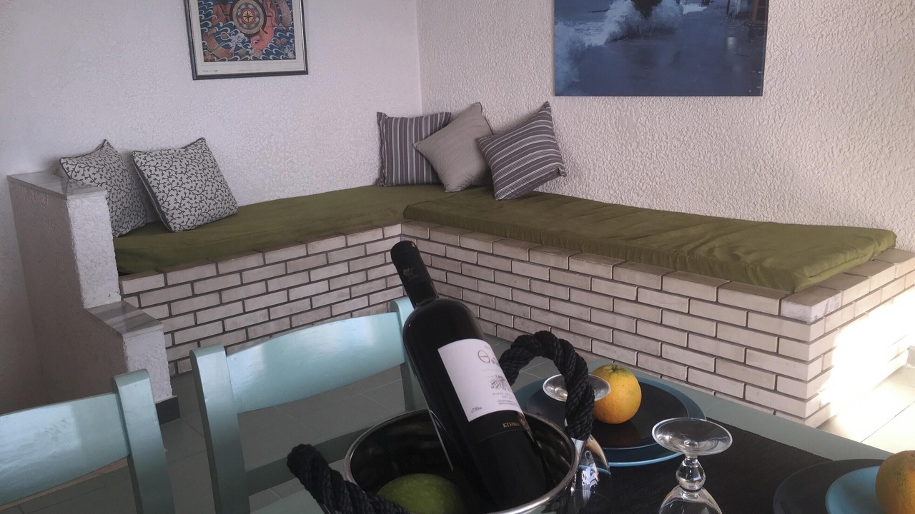Photo of Livingroom in Akrogialion