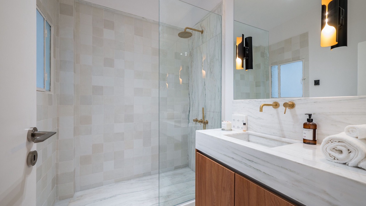 Photo of Bathroom in Kypseli