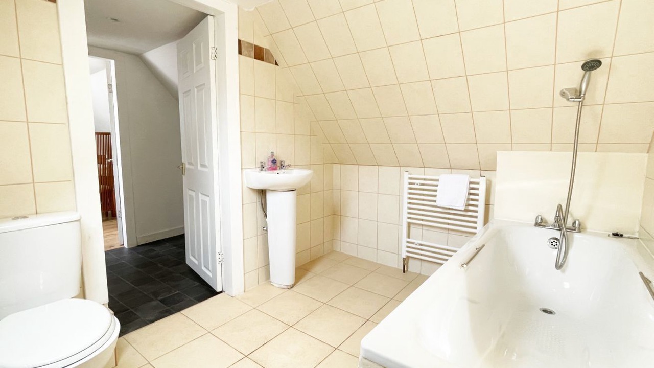 Photo of Bathroom in Gorebridge