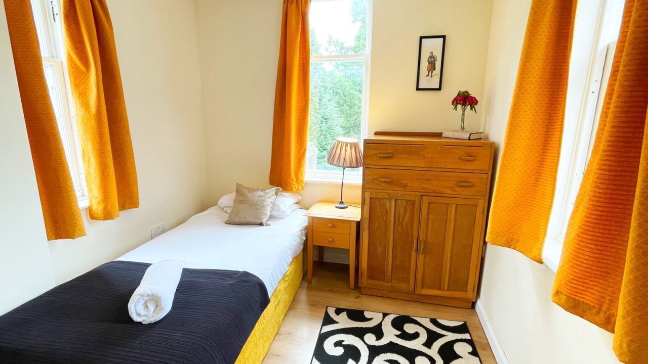 Photo of Bedroom in Gorebridge