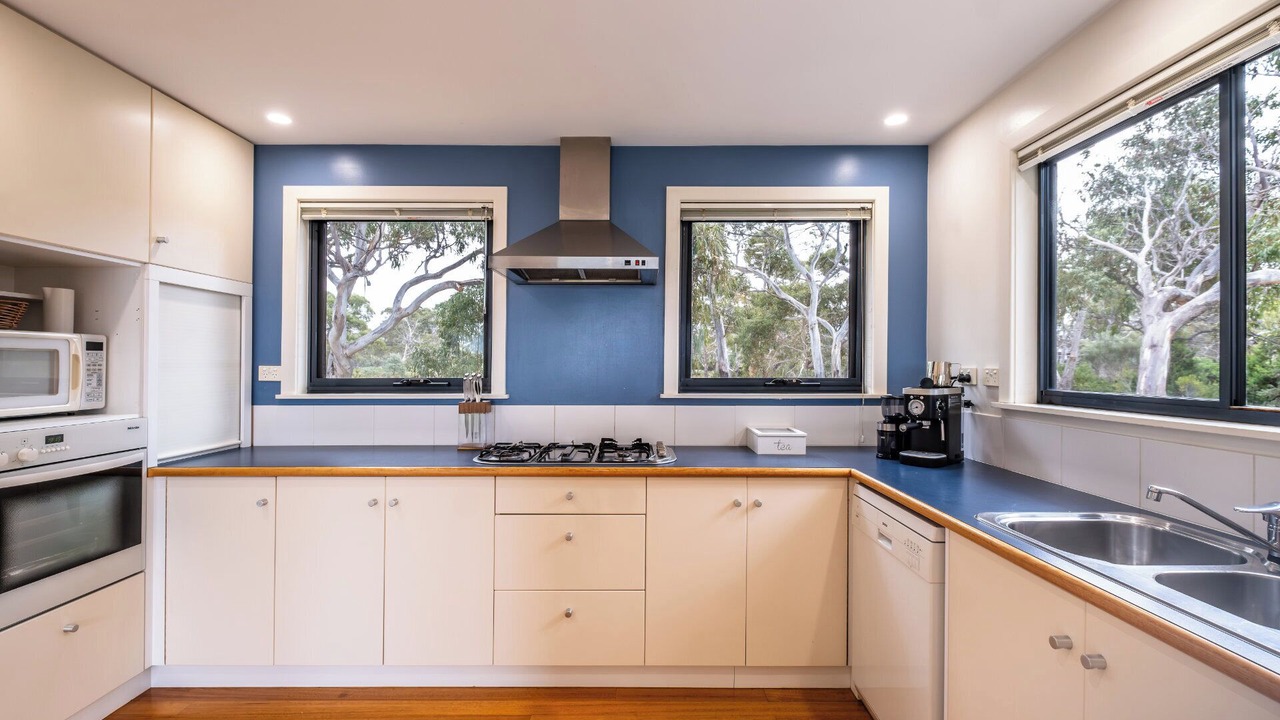 Photo of Kitchen in Dolphin Sands