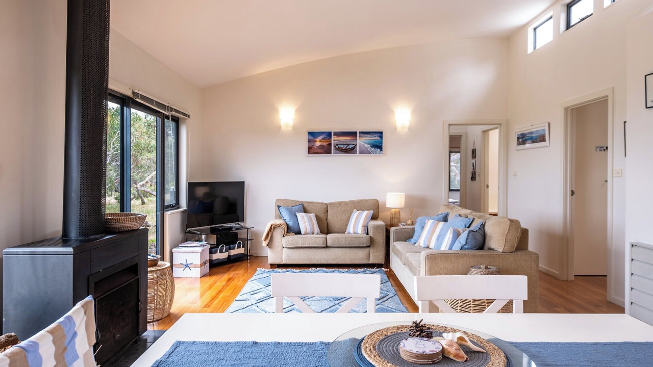 Photo of Livingroom in Dolphin Sands