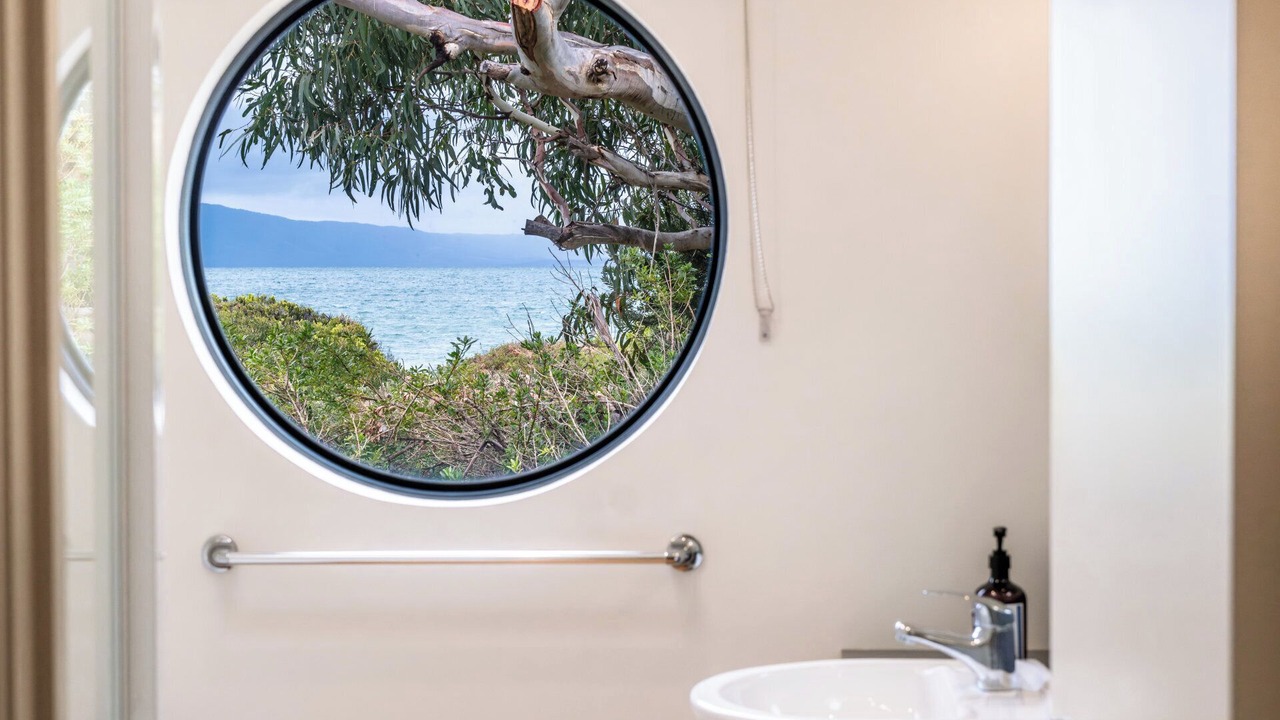 Photo of Bathroom in Dolphin Sands