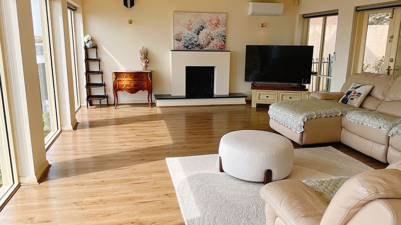 Photo of Livingroom in Sandy Bay