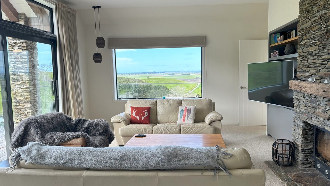 Photo of Livingroom in Papamoa