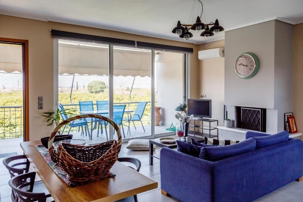 Photo of Livingroom in Argolikon
