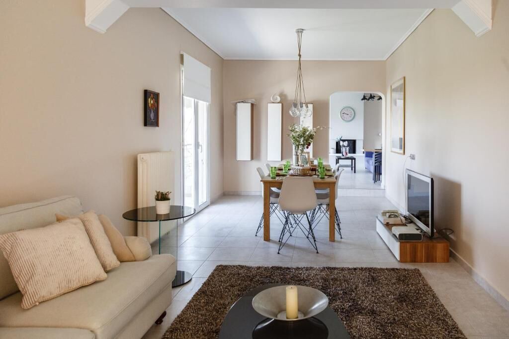 Photo of Livingroom in Argolikon