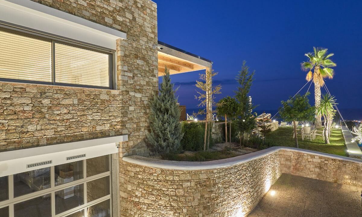 Photo of Patio Balcony in Vathianos Kampos
