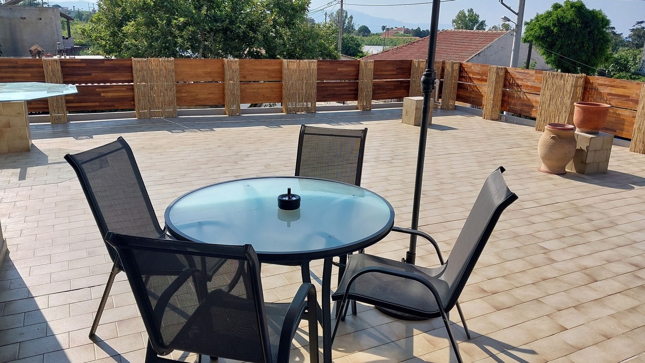 Photo of Outdoor in Gerani