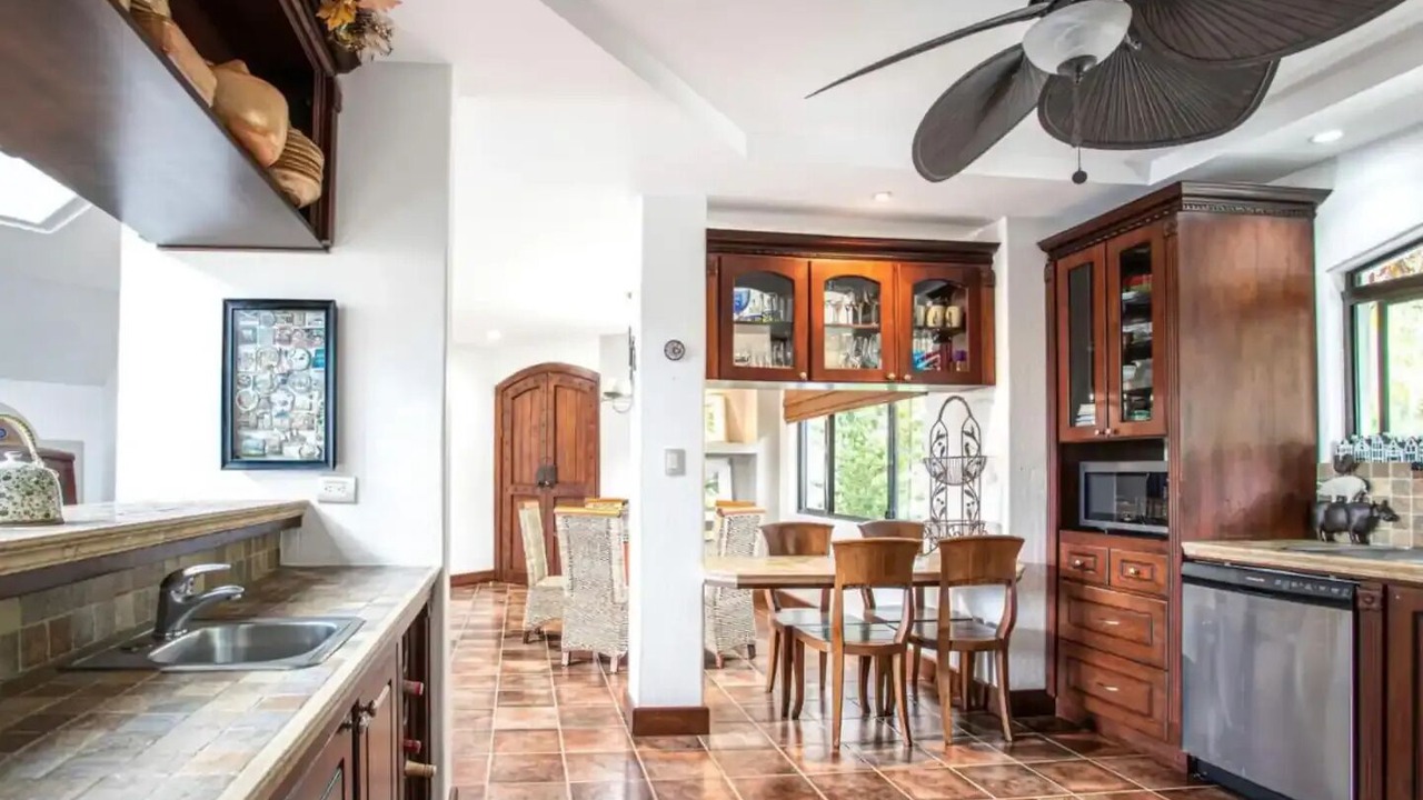 Photo of Kitchen in Esparza