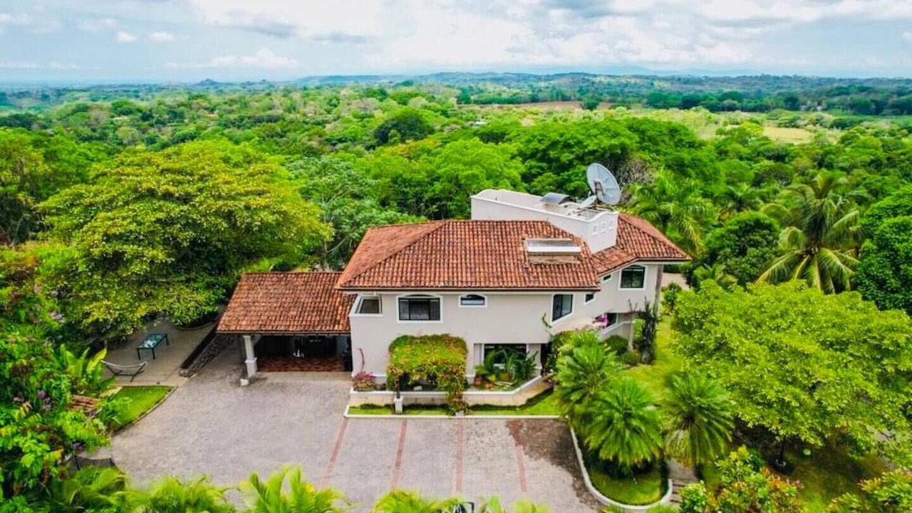 Photo of Outdoor in Esparza