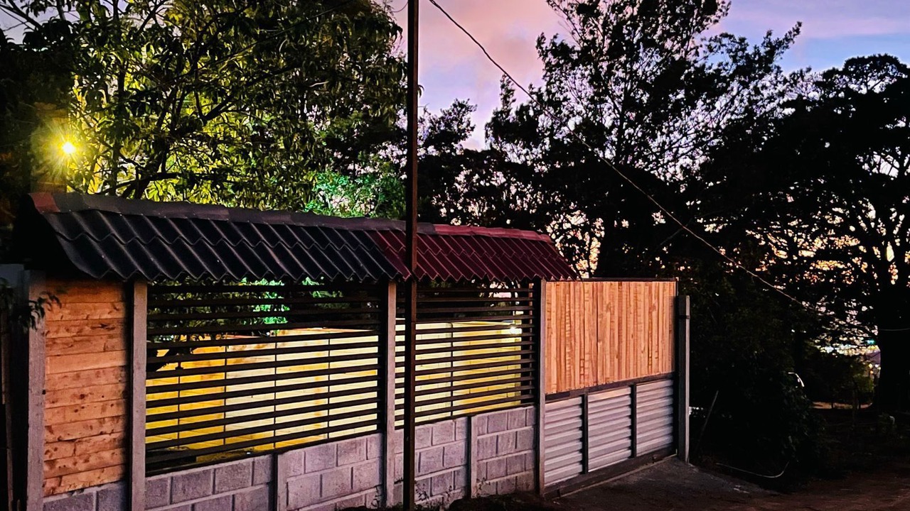 Photo of Outdoor in Roble