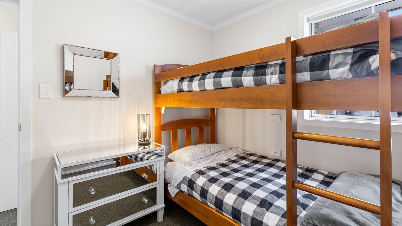 Photo of Bedroom in Albert Town