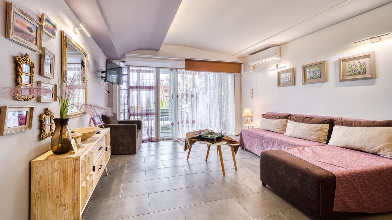 Photo of Livingroom in Molos-Agios Konstantinos