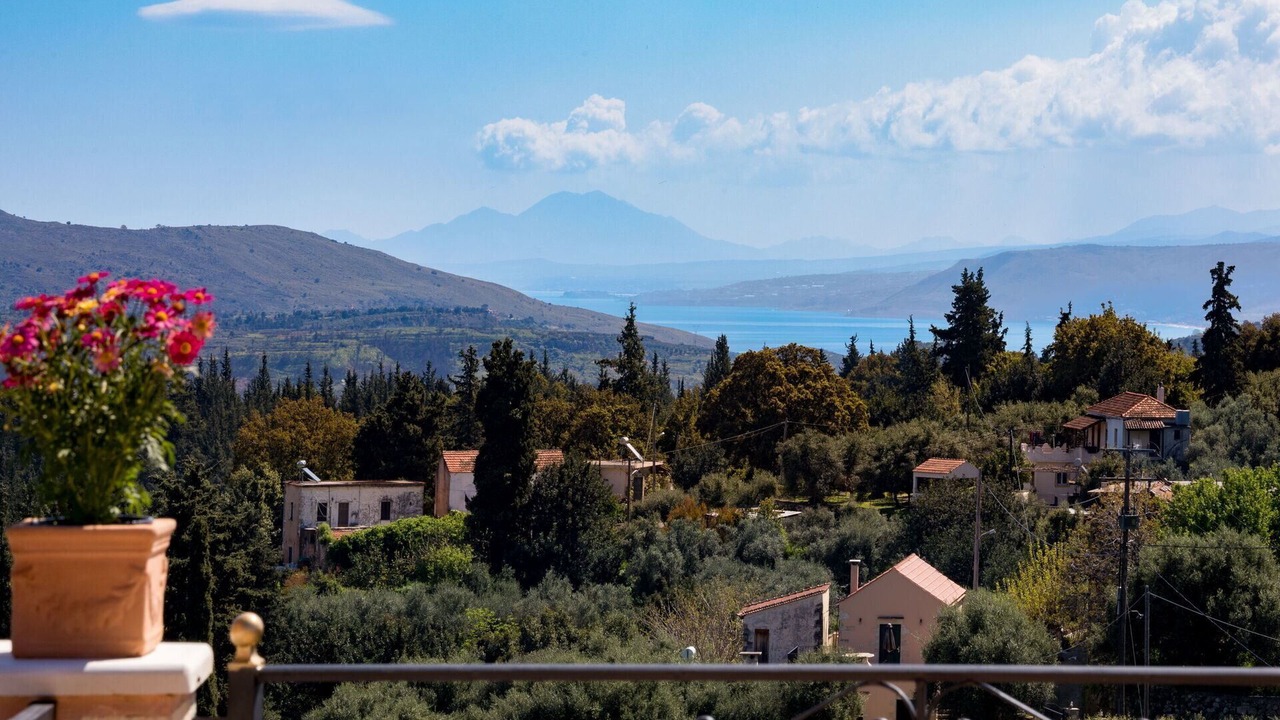 Photo of Outdoor in Tzitzifes
