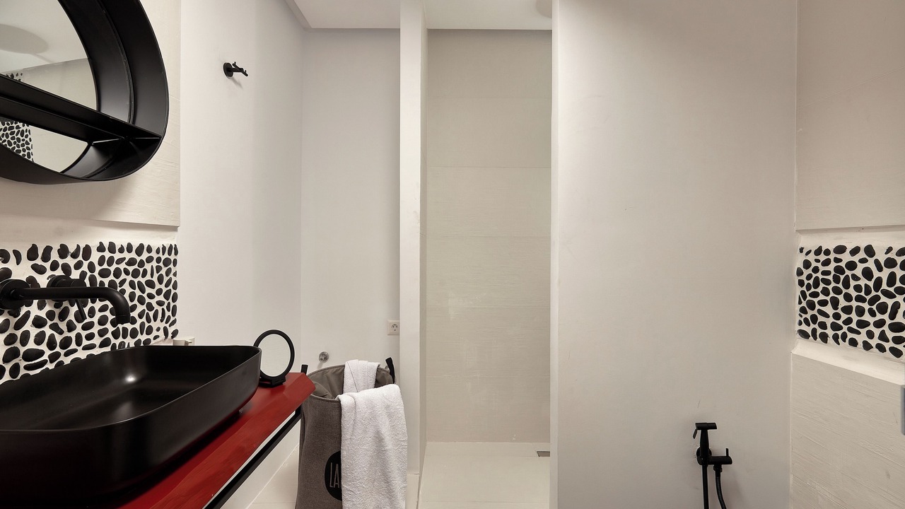 Photo of Bathroom in Malia